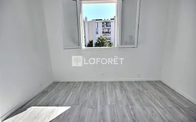 Appartement 185 000 € COURBEVOIE (92400) photo 7