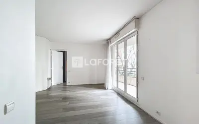 Appartement 1 275 €/mois COURBEVOIE (92400) photo 2