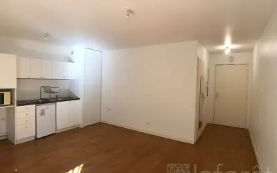 Appartement 1 000 €/mois COURBEVOIE (92400) photo 2