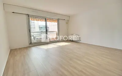 Appartement 592 000 € COURBEVOIE (92400) photo 4