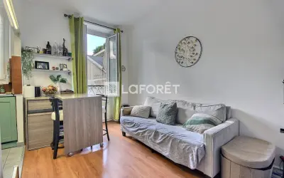 Appartement 172 000 € COURBEVOIE (92400) photo 2
