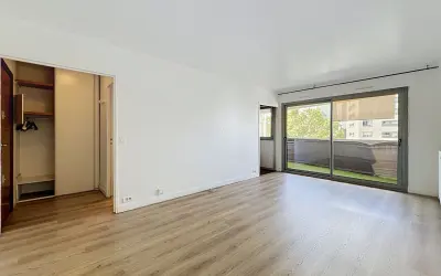 Appartement 242 000 € COURBEVOIE (92400) photo 2
