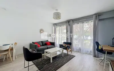 Appartement 1 495 €/mois COURBEVOIE (92400) photo 2