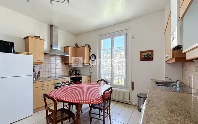 Appartement 2 150 €/mois COURBEVOIE (92400) photo 5