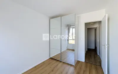 Appartement 1 390 €/mois COURBEVOIE (92400) photo 8