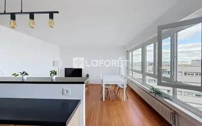 Appartement 1 990 €/mois COURBEVOIE (92400) photo 4