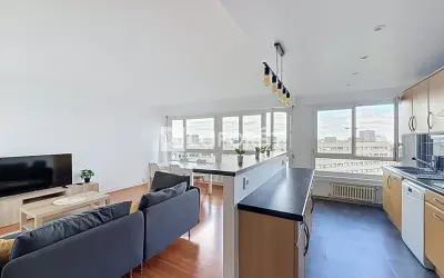 Appartement 1 990 €/mois COURBEVOIE (92400) photo 6