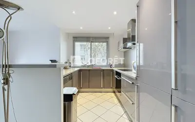 Appartement 1 850 €/mois COURBEVOIE (92400) photo 2