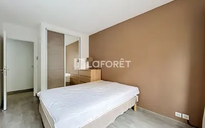 Appartement 1 850 €/mois COURBEVOIE (92400) photo 9