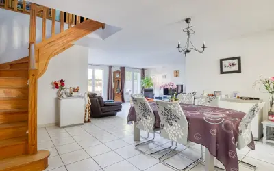 Maison 464 500 € OZOIR LA FERRIERE (77330) photo 2