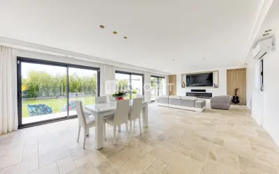 Maison 978 900 € PONTAULT COMBAULT (77340) photo 4