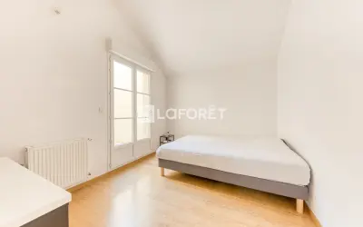 Maison 375 000 € LA QUEUE EN BRIE (94510) photo 4