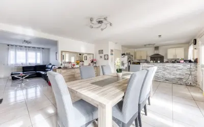 Maison 387 900 € OZOIR LA FERRIERE (77330) photo 4