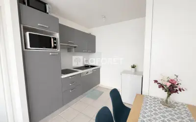 Appartement 900 €/mois EMERAINVILLE (77184) photo 4