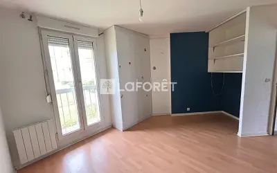 Appartement 1 000 €/mois PONTAULT COMBAULT (77340) photo 9