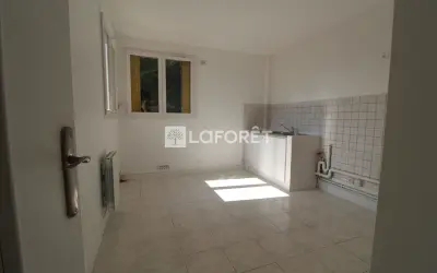 Appartement 1 090 €/mois LA QUEUE EN BRIE (94510) photo 9