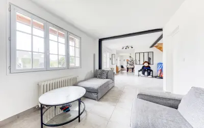 Maison 1 900 €/mois OZOIR LA FERRIERE (77330) photo 6