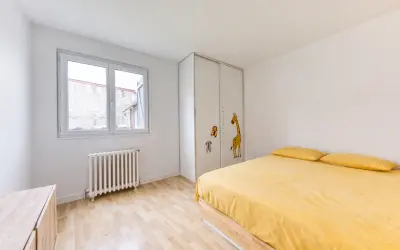 Maison 1 900 €/mois OZOIR LA FERRIERE (77330) photo 8
