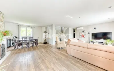 Maison 619 000 € OZOIR LA FERRIERE (77330) photo 2