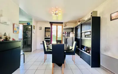 Maison 369 000 € ROISSY EN BRIE (77680) photo 2