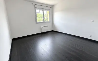 Appartement 1 080 €/mois GRISY SUISNES (77166) photo 8