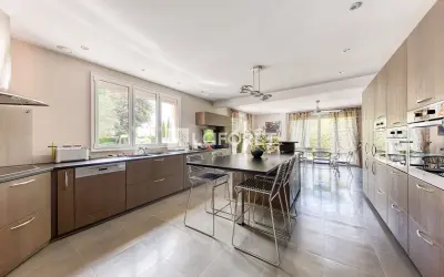 Maison 1 295 000 € OZOIR LA FERRIERE (77330) photo 6