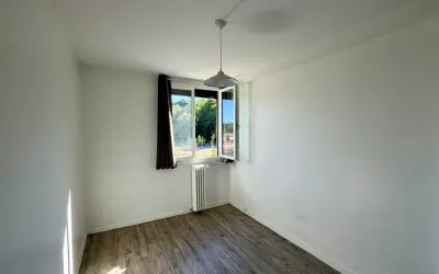 Appartement 950 €/mois AVON (77210) photo 5