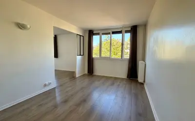 Appartement 950 €/mois AVON (77210) photo 8