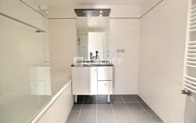 Appartement 2 061 €/mois RUEIL MALMAISON (92500) photo 8