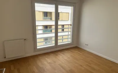 Appartement 921 €/mois COLOMBES (92700) photo 4
