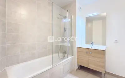 Appartement 1 200 €/mois NOISY LE SEC (93130) photo 5