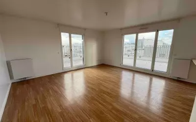 Appartement 2 023 €/mois NANTERRE (92000) photo 2