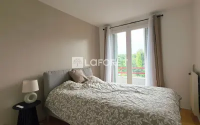Appartement 1 450 €/mois VILLENEUVE LA GARENNE (92390) photo 2