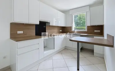Maison 3 990 €/mois LA CELLE SAINT CLOUD (78170) photo 6