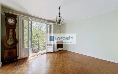 Appartement 239 000 € LA CELLE SAINT CLOUD (78170) photo 2
