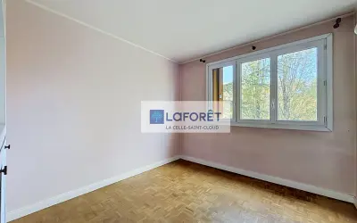 Appartement 239 000 € LA CELLE SAINT CLOUD (78170) photo 6