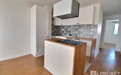 Appartement 1 580 €/mois LA GARENNE COLOMBES (92250) photo 4