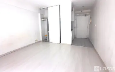 Appartement 135 000 € LE KREMLIN BICETRE (94270) photo 2