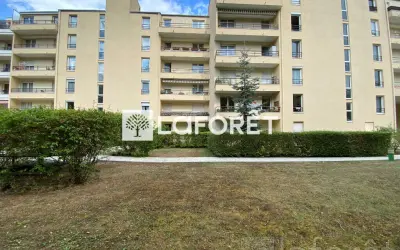 Appartement 850 €/mois LE PLESSIS TREVISE (94420) photo 4