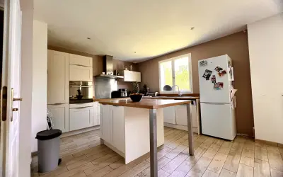 Maison 575 000 € LE PLESSIS TREVISE (94420) photo 6