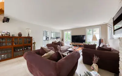 Maison 595 000 € LE PLESSIS TREVISE (94420) photo 4