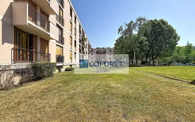 Appartement 1 250 €/mois LE PLESSIS TREVISE (94420) photo 2