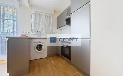 Appartement 1 050 €/mois LE PLESSIS TREVISE (94420) photo 8
