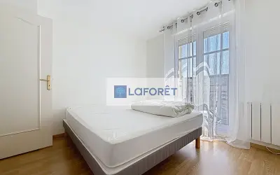 Appartement 1 050 €/mois LE PLESSIS TREVISE (94420) photo 9