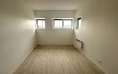 Appartement 850 €/mois NOISY LE GRAND (93160) photo 4