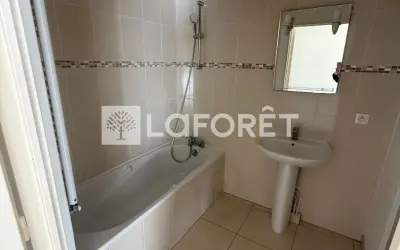 Appartement 950 €/mois VILLEMOMBLE (93250) photo 4