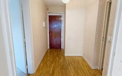 Appartement 1 700 €/mois COURBEVOIE (92400) photo 4