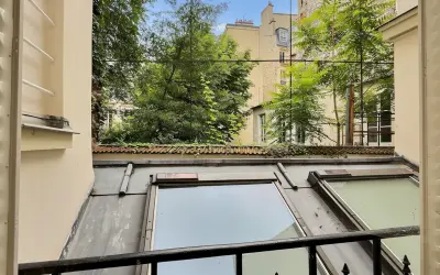 Appartement 1 699 €/mois PARIS (75006) photo 2