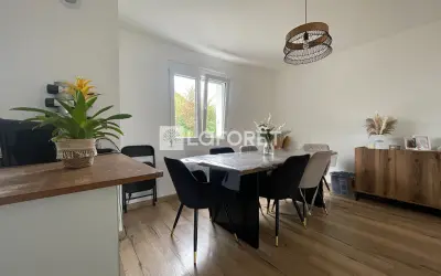 Maison 445 000 € VILLECRESNES (94440) photo 2