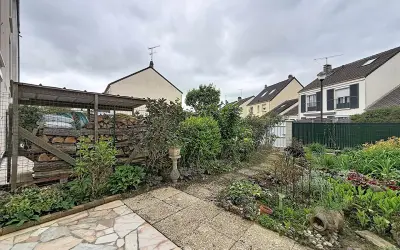 Maison 323 000 € ELANCOURT (78990) photo 7